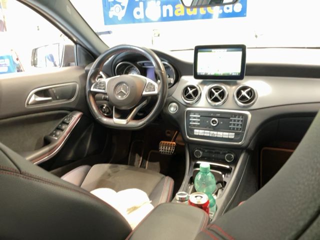 Mercedes-Benz GLA-Klasse GLA 200 AMG Line — zdjęcie 12