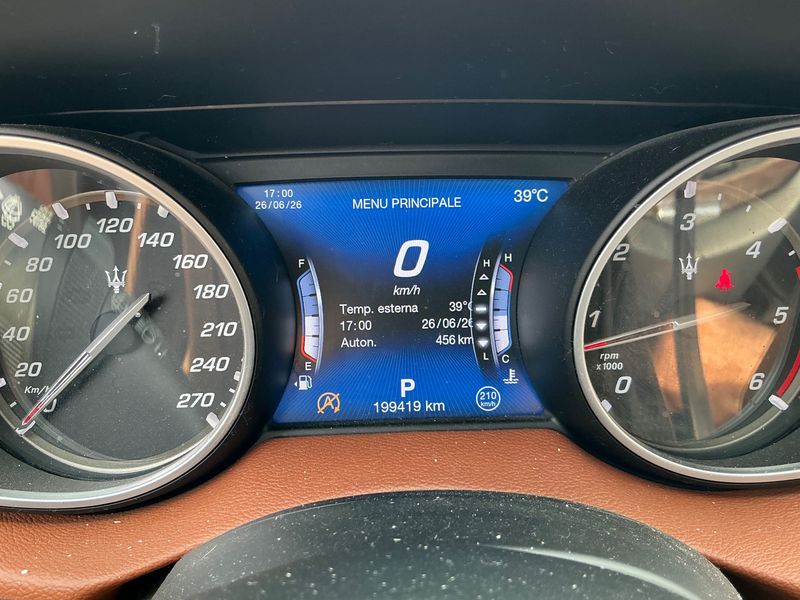 Maserati Levante 3.0 V6 Diesel GranSport — zdjęcie 13