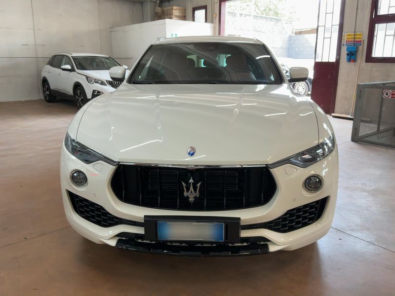 Maserati Levante 3.0 V6 Diesel GranSport — zdjęcie 9