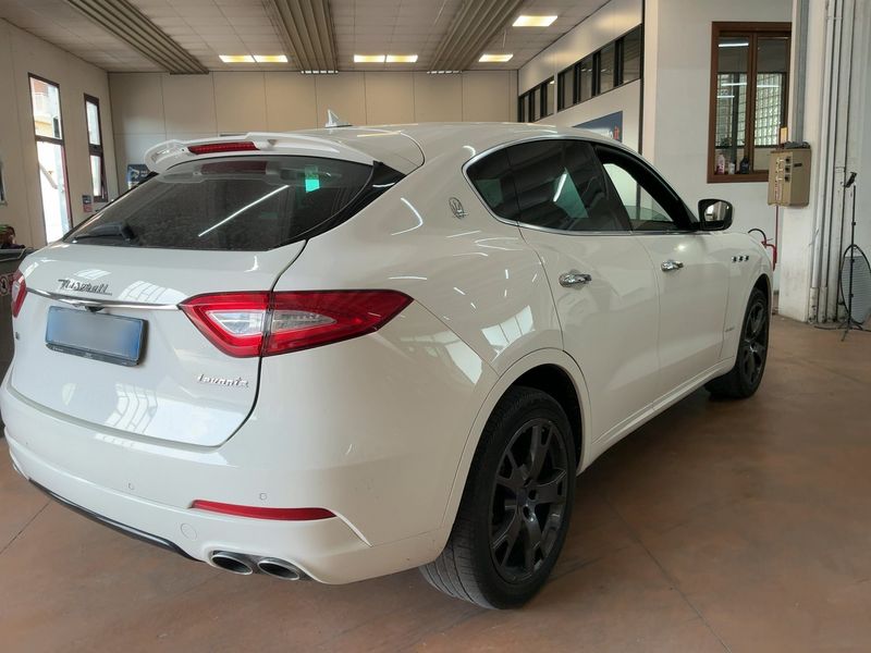 Maserati Levante 3.0 V6 Diesel GranSport — zdjęcie 6