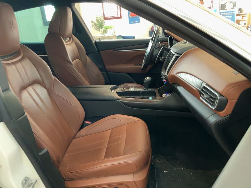 Maserati Levante 3.0 V6 Diesel GranSport — zdjęcie 11