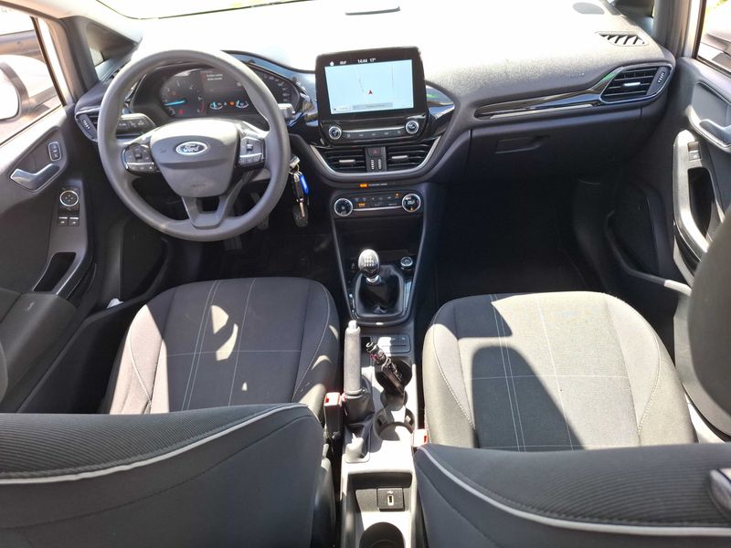 Ford Fiesta 1.5 TDCi Business — zdjęcie 11
