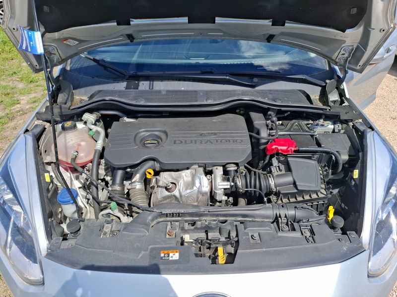 Ford Fiesta 1.5 TDCi Business — zdjęcie 8