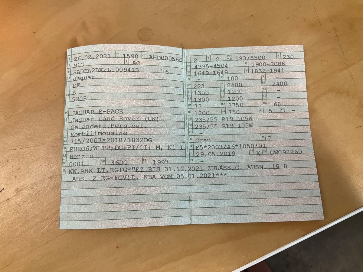 Jaguar E-Pace P250 R-Dynamic SE AWD