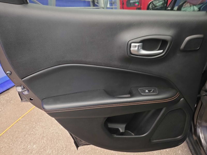 Jeep Compass 2.0 M-Jet Limited 4WD 2017 – снимка 34
