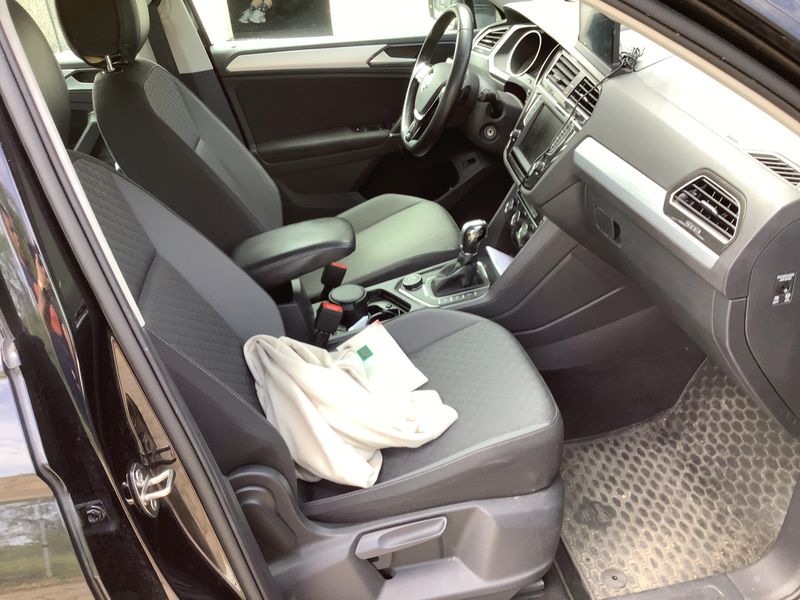 Volkswagen Tiguan 2.0 TDI Comfortline 4Motion BlueMotion Tech — zdjęcie 11