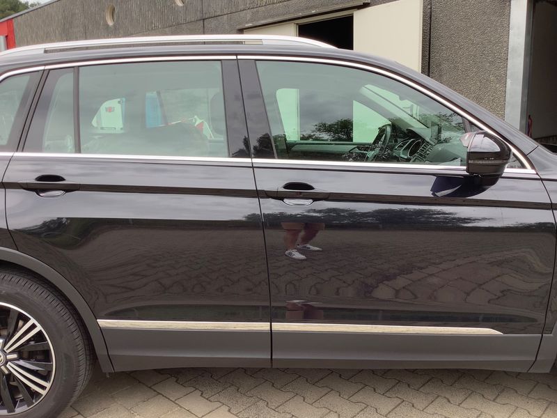 Volkswagen Tiguan 2.0 TDI Comfortline 4Motion BlueMotion Tech — zdjęcie 7