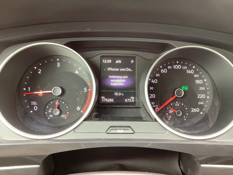 Volkswagen Tiguan 2.0 TDI Comfortline 4Motion BlueMotion Tech — zdjęcie 13