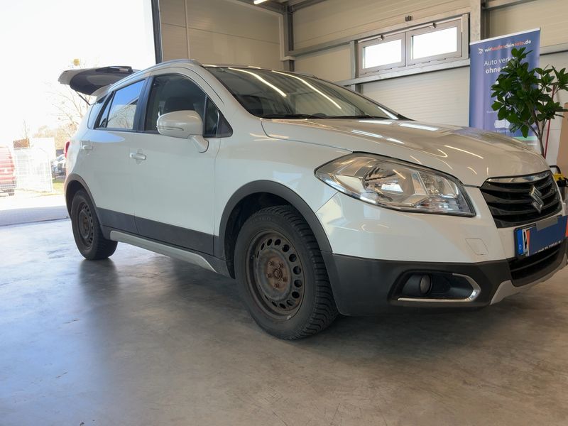 Suzuki SX4 S-Cross 1.4 BoosterJet Mild-Hybrid Comfort+ 4x4 — zdjęcie 8