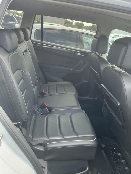 Volkswagen Tiguan Allspace 2.0 TSI Highline 4Motion — zdjęcie 14