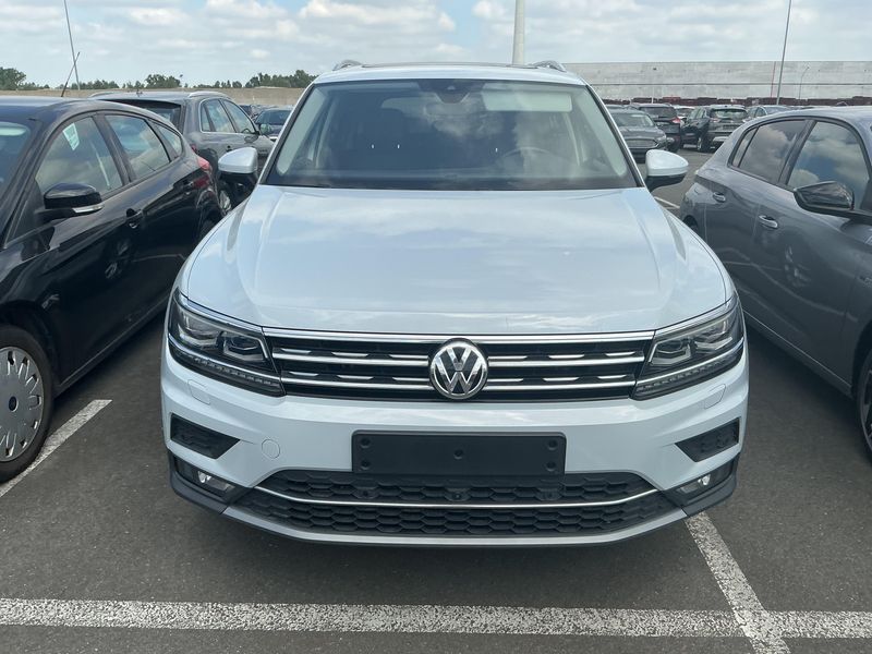 Volkswagen Tiguan Allspace 2.0 TSI Highline 4Motion — zdjęcie 9