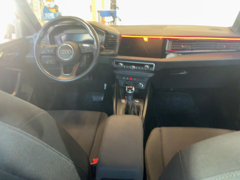 Audi A1 Sportback 30 TFSI Advanced — zdjęcie 12