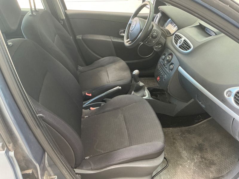 Renault Clio 1.2 Dynamique 2006 – снимка 3