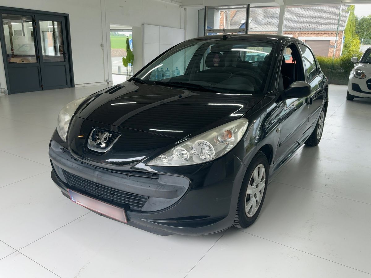 Peugeot 206+ 2011