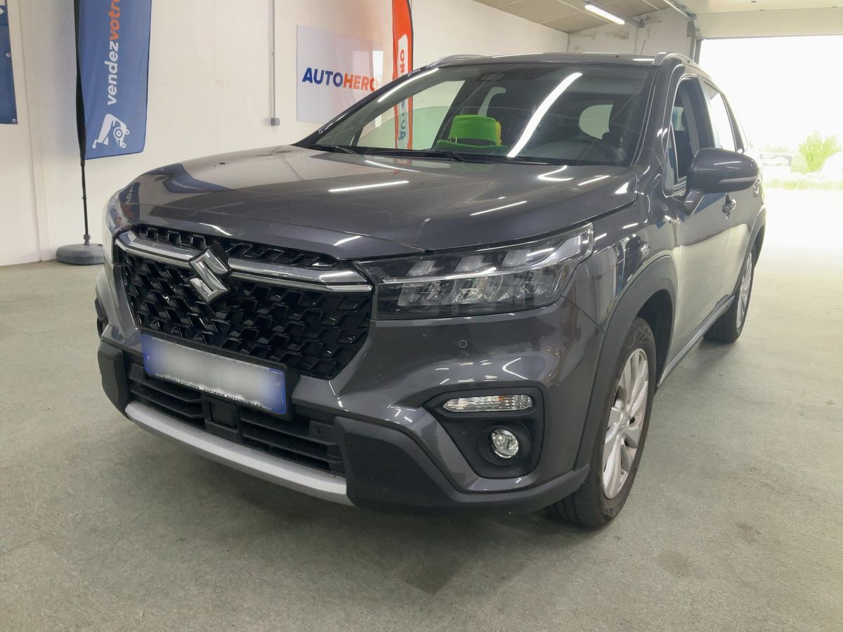 Suzuki S-Cross 2024
