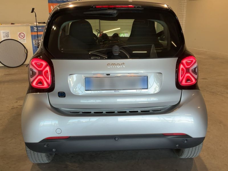 Smart fortwo electric drive 60 kW edition parisblue 2021 – снимка 7