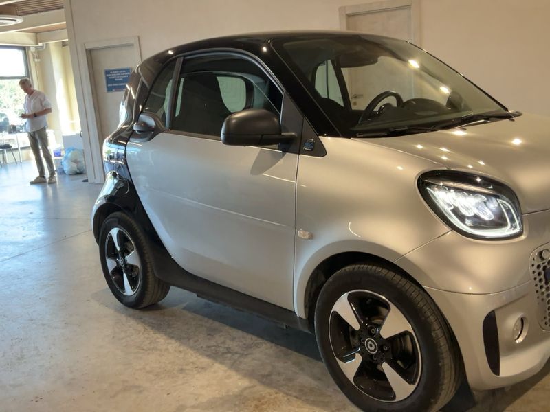 Smart fortwo electric drive 60 kW edition parisblue 2021 – снимка 12