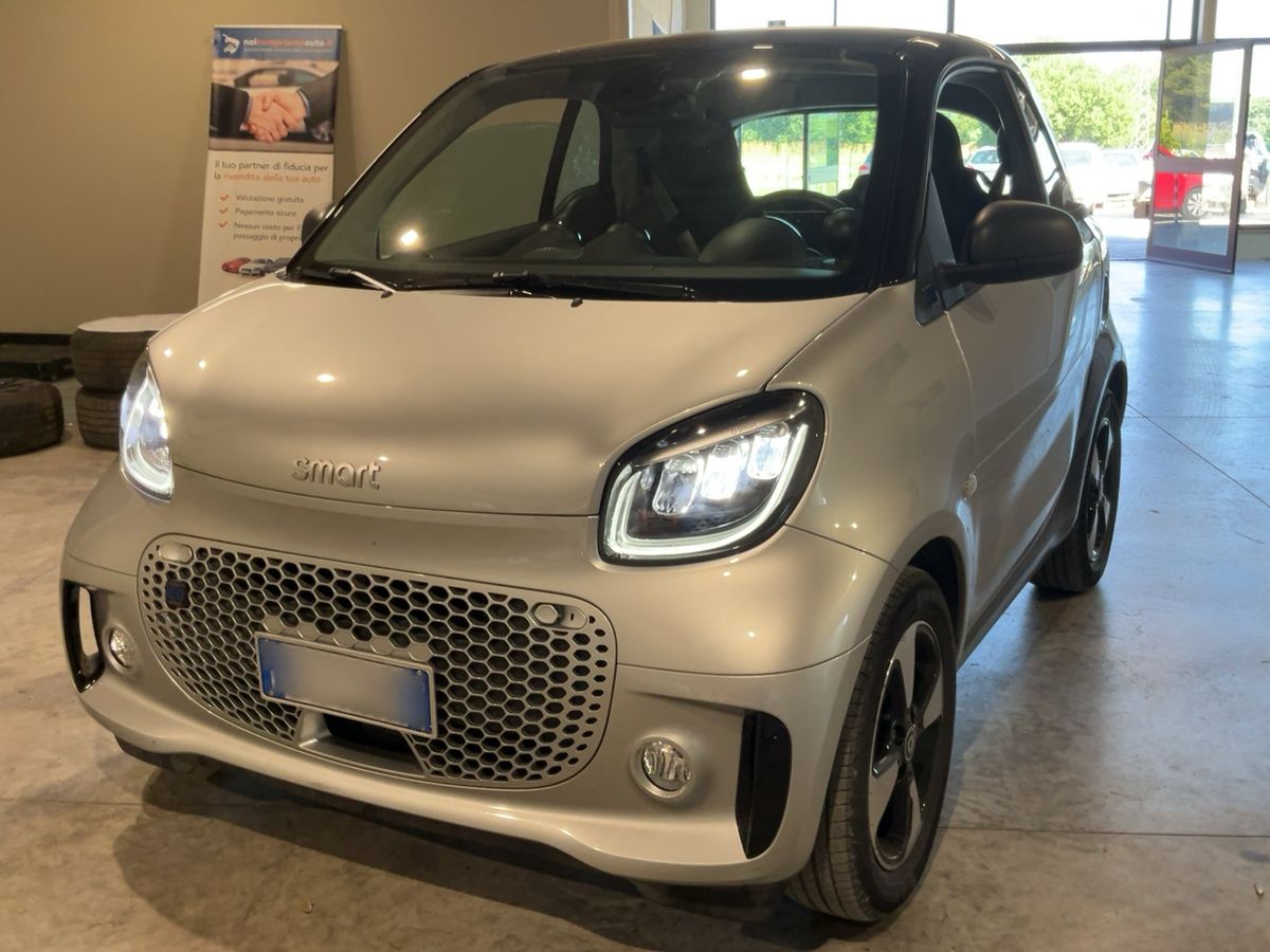 Smart fortwo 2021
