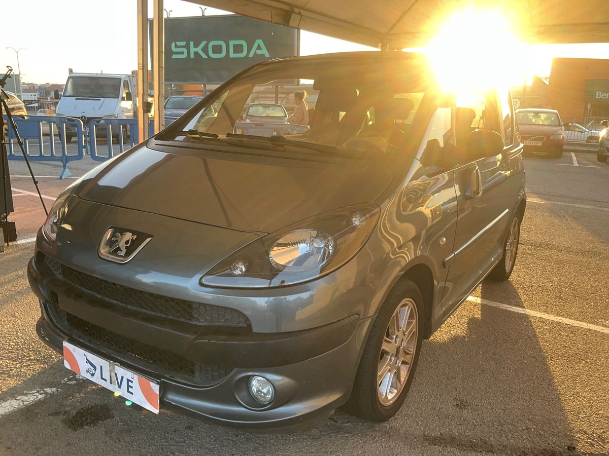 Peugeot 1007 1.6 Sport