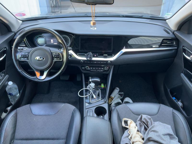 Kia Niro 1.6 Hybrid Design — zdjęcie 12