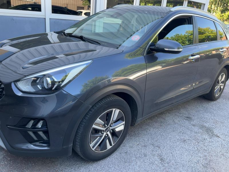 Kia Niro 1.6 Hybrid Design — zdjęcie 2