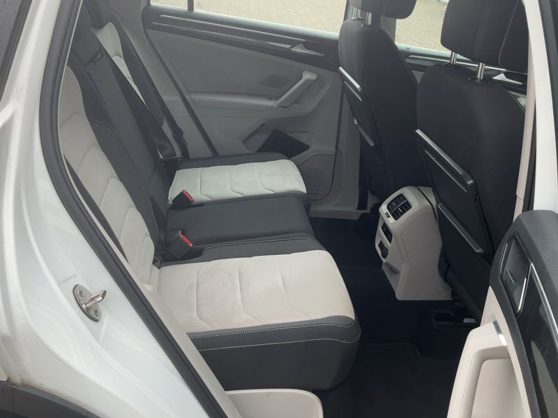 Volkswagen Tiguan 2.0 TDI Highline BlueMotion Tech 2018 – снимка 19