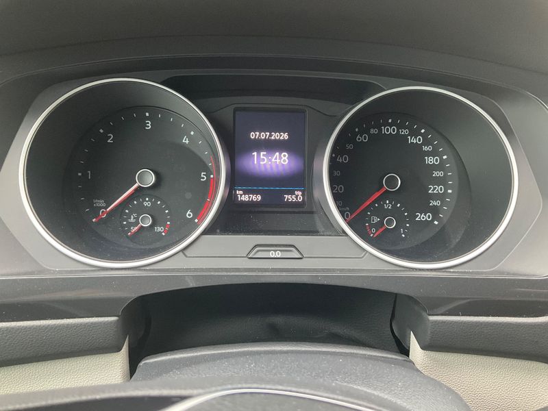 Volkswagen Tiguan 2.0 TDI Highline BlueMotion Tech 2018 – снимка 18