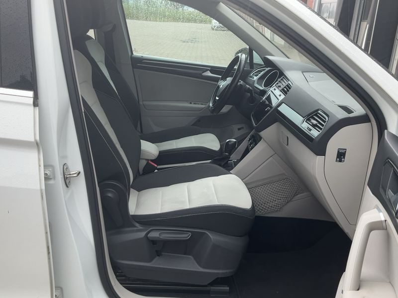 Volkswagen Tiguan 2.0 TDI Highline BlueMotion Tech 2018 – снимка 16