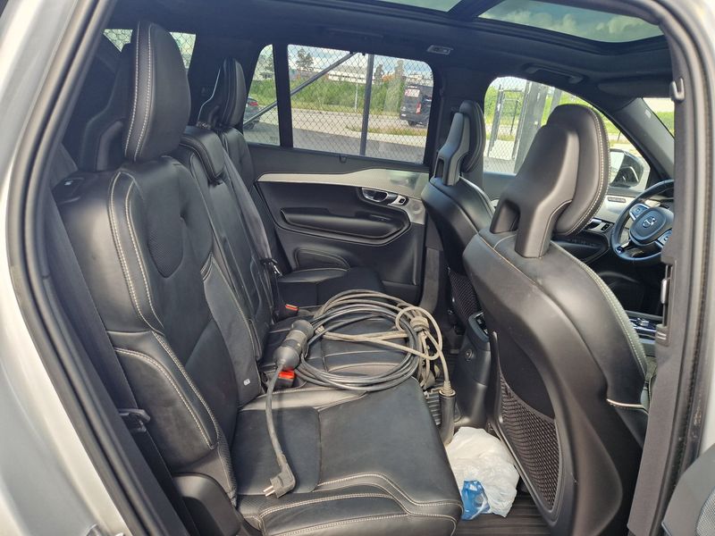Volvo XC90 2.0 T8 Plug-in Hybrid R Design AWD — zdjęcie 14