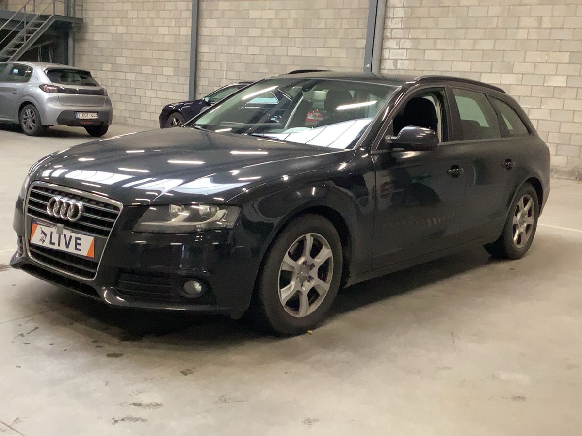 Audi A4 2.0 TDI Attraction
