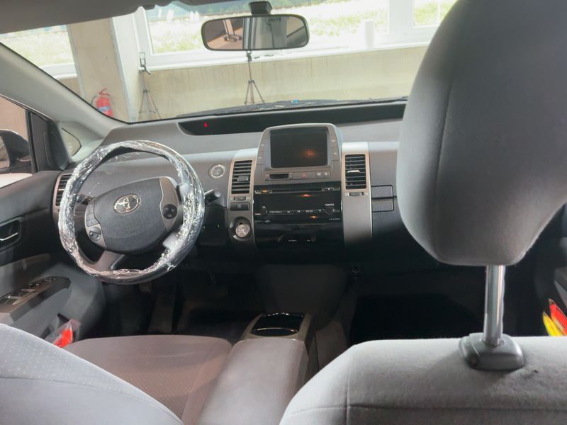 Toyota Prius 1.5 Sol — zdjęcie 12