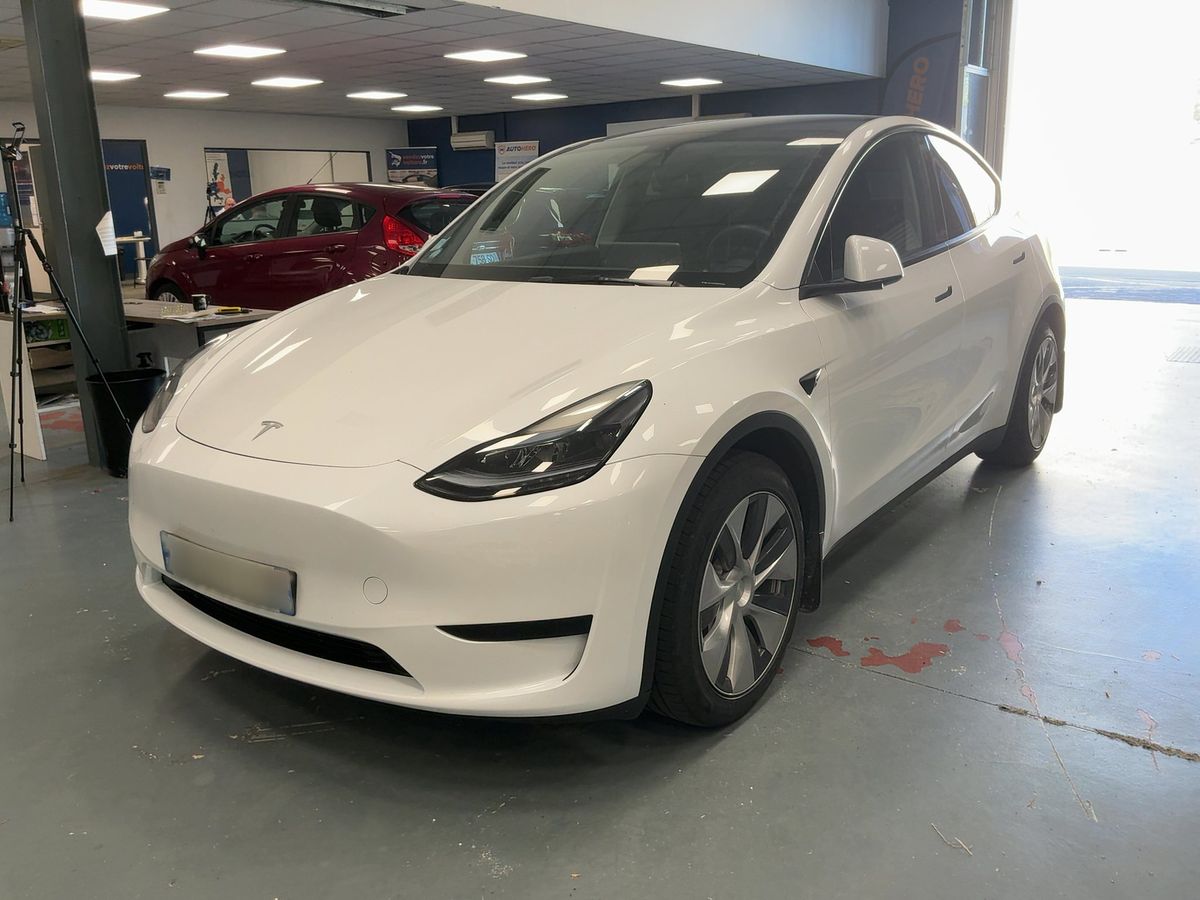 Tesla Model 2023