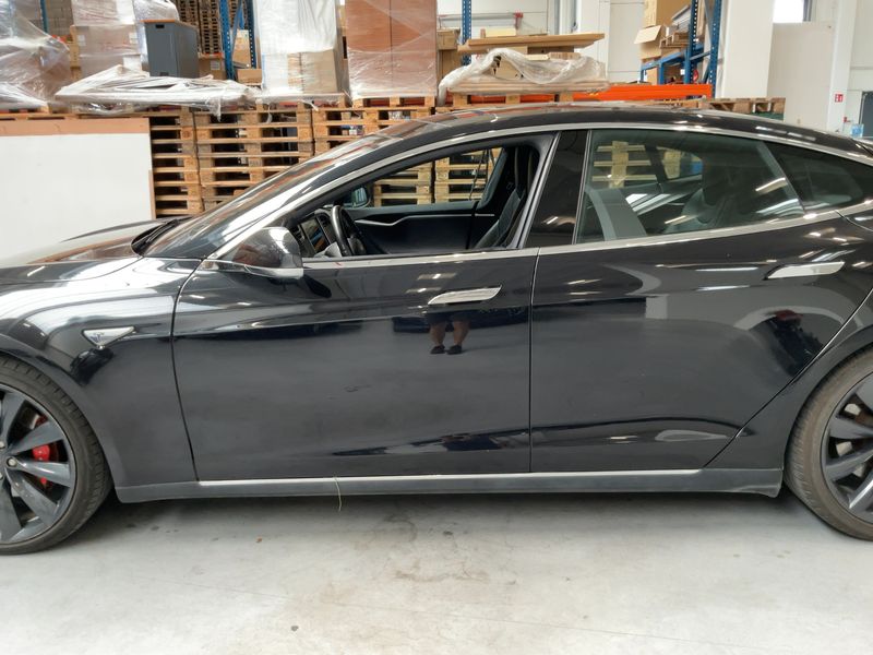 Tesla Model S P85D Performance — zdjęcie 4
