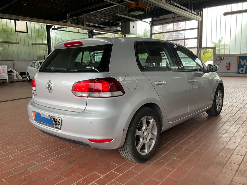 Volkswagen Golf VI 1.4 Trendline — zdjęcie 2