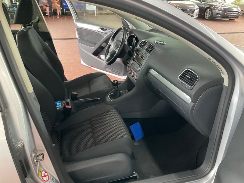 Volkswagen Golf VI 1.4 Trendline — zdjęcie 3