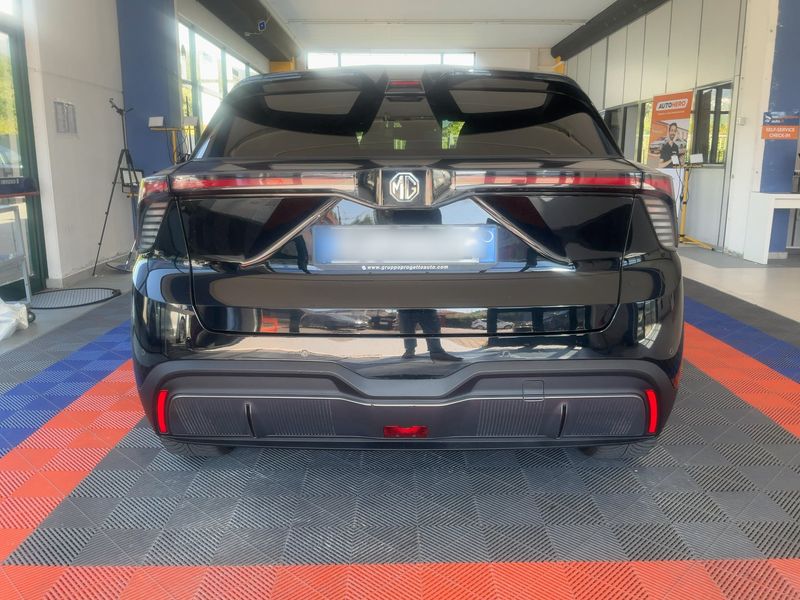 MG 4 electric drive 150 kW Luxury — zdjęcie 5