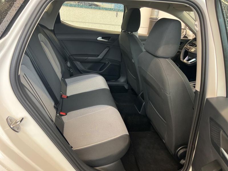 Seat Leon 1.0 eTSI Style — zdjęcie 12