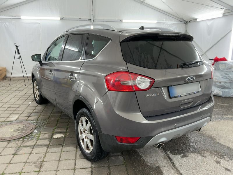 Ford Kuga 2.0 TDCi Titanium — zdjęcie 3