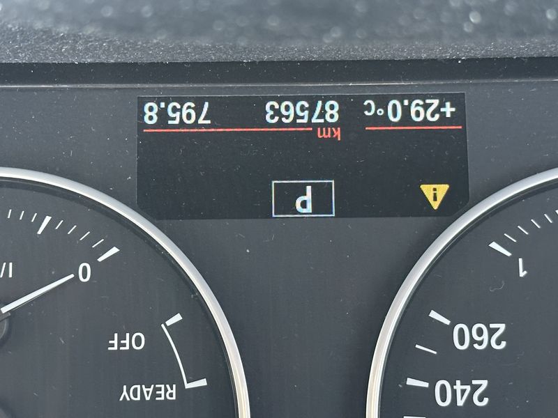 BMW 2er 218d Gran Tourer Advantage — zdjęcie 12