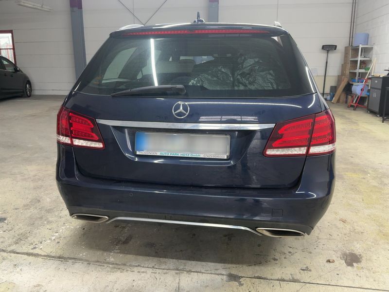 Mercedes-Benz E-Klasse E 300 CDI T BlueTEC Avantgarde — zdjęcie 5