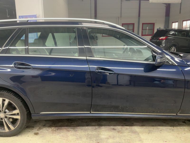 Mercedes-Benz E-Klasse E 300 CDI T BlueTEC Avantgarde — zdjęcie 7