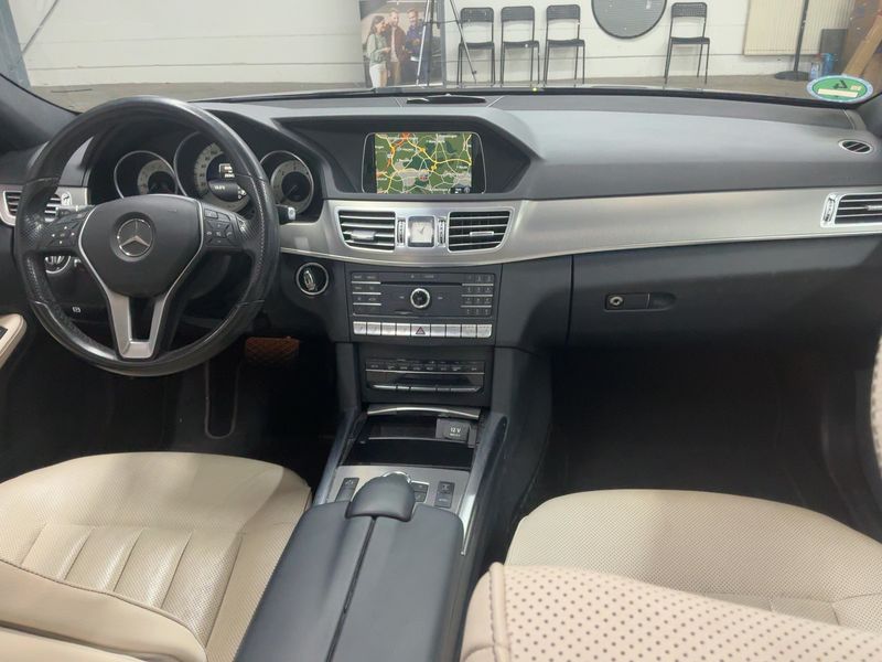 Mercedes-Benz E-Klasse E 300 CDI T BlueTEC Avantgarde — zdjęcie 12