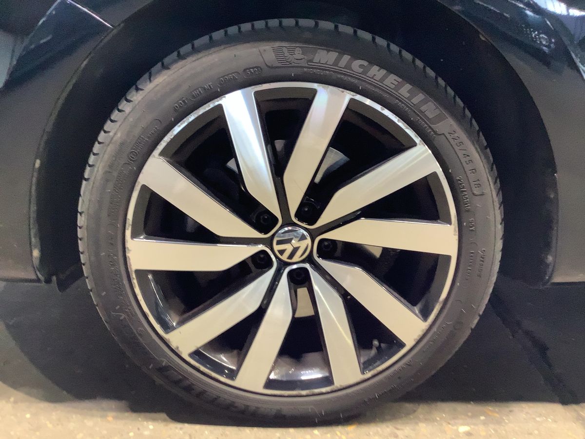 Volkswagen Sharan 2017 — photo 4