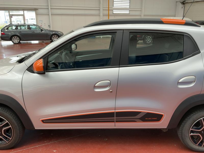 Dacia Spring electric drive 33 kW Comfort Plus — zdjęcie 4