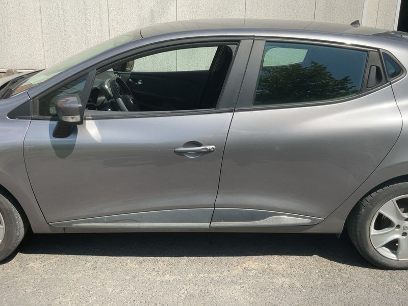 Renault Clio 0.9 Duel — zdjęcie 4