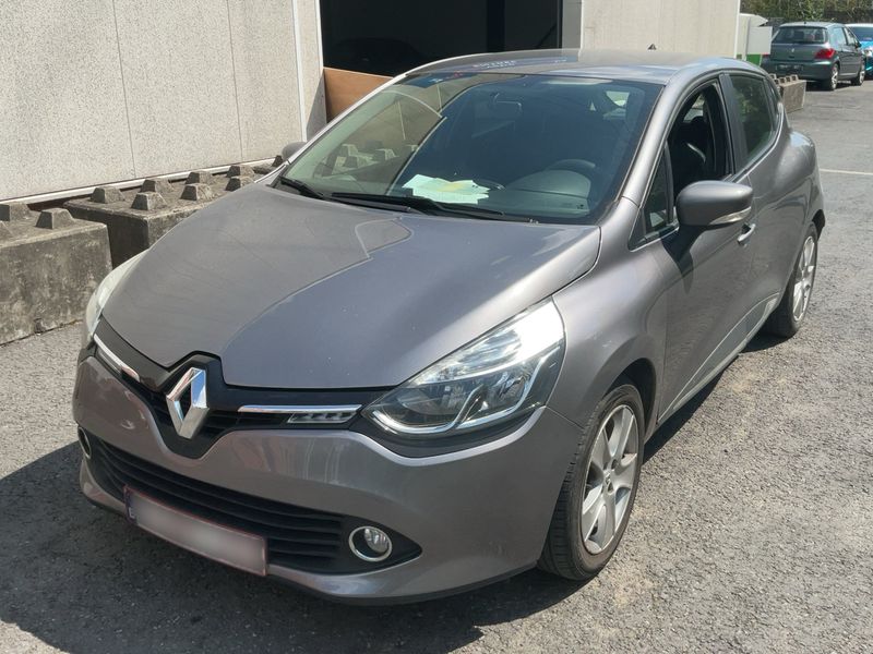 Renault Clio 0.9 Duel