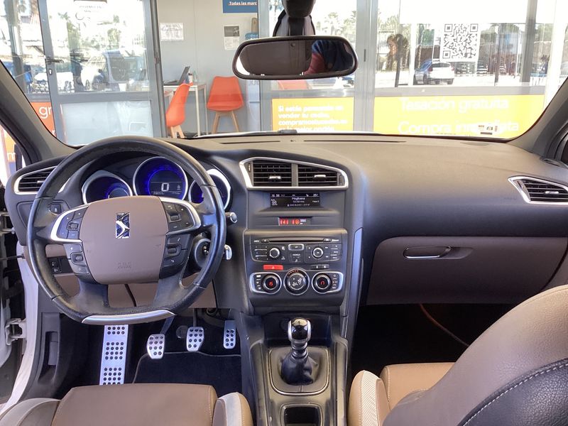 Citroen DS4 1.6 e-HDi Style — zdjęcie 12
