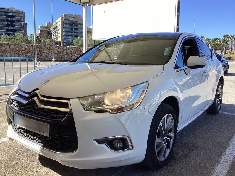 Citroen DS4 1.6 e-HDi Style — zdjęcie 1