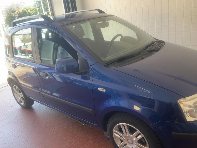 Fiat Panda 1.2 Emotion — zdjęcie 8