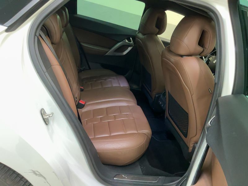 Citroen DS5 2.0 HDi Hybrid4 SportChic — zdjęcie 14